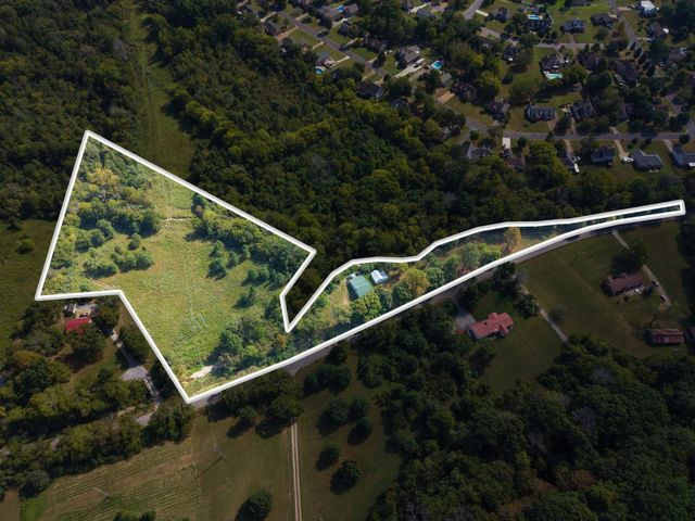 2174 Tinnin Rd, Goodlettsville, TN 37072