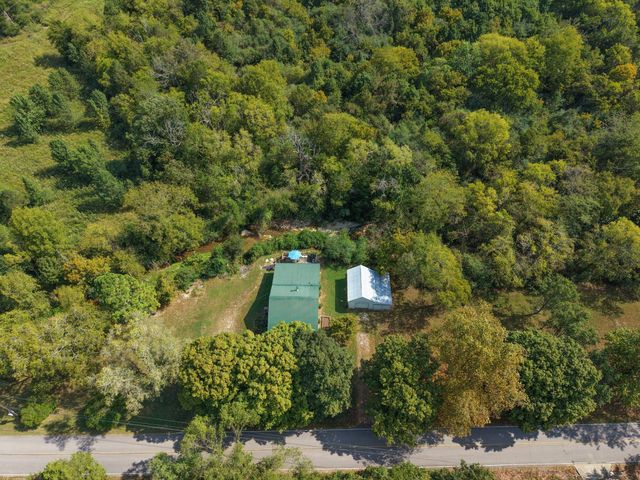 2174 Tinnin Rd, Goodlettsville, TN 37072