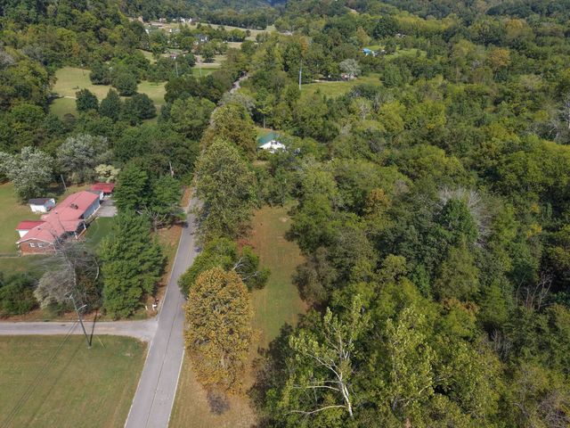 2174 Tinnin Rd, Goodlettsville, TN 37072