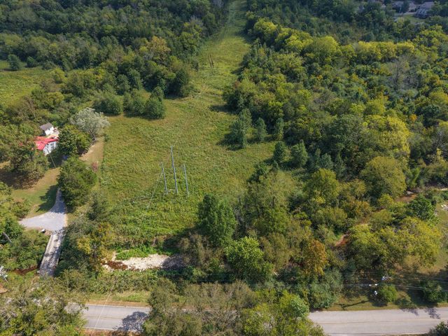 2174 Tinnin Rd, Goodlettsville, TN 37072