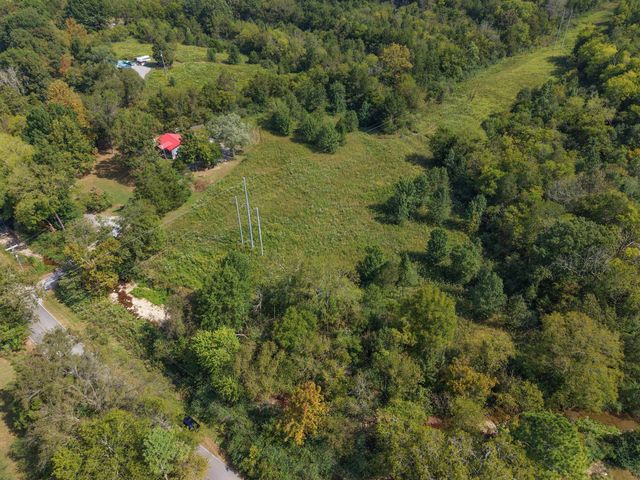 2174 Tinnin Rd, Goodlettsville, TN 37072