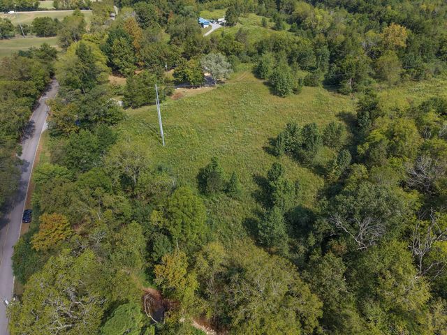 2174 Tinnin Rd, Goodlettsville, TN 37072