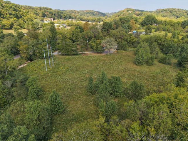2174 Tinnin Rd, Goodlettsville, TN 37072