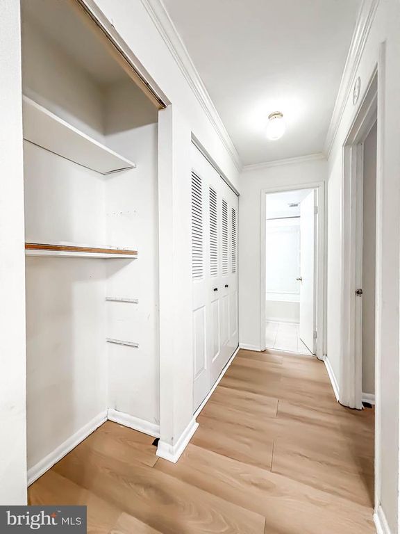 Image 15 of property listing at 11402 CHERRY HILL RD #104, Beltsville, MD 20705