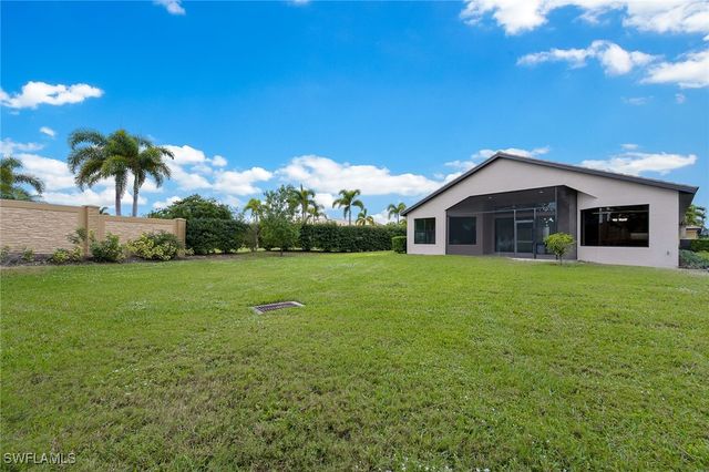 23412 Sanabria LOOP, Bonita Springs, FL 34135