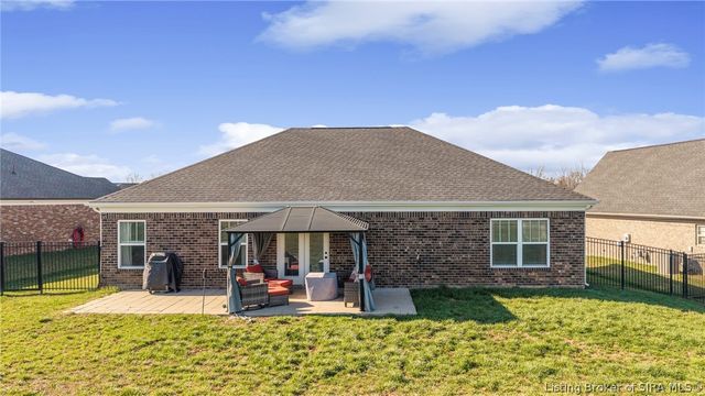 5638 Covington Drive, Charlestown, IN 47111