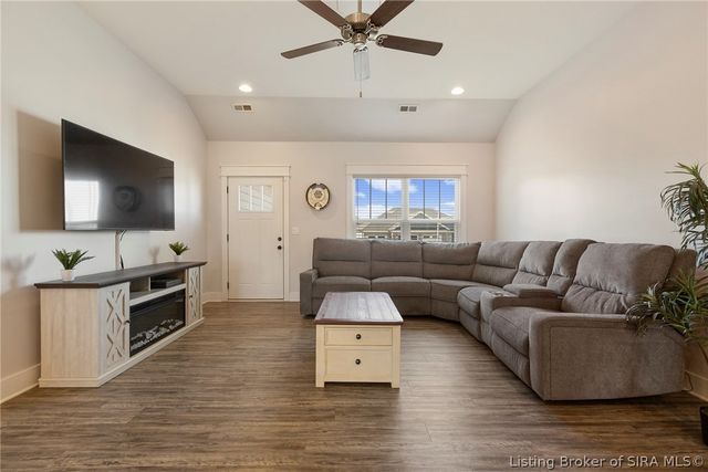 5638 Covington Drive, Charlestown, IN 47111