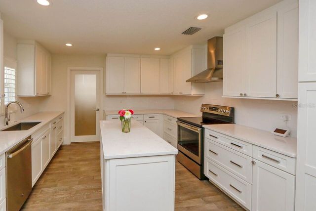 4307 W ROLAND STREET, Tampa, FL 33609