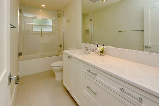 4307 W ROLAND STREET, Tampa, FL 33609