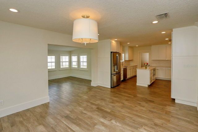 4307 W ROLAND STREET, Tampa, FL 33609