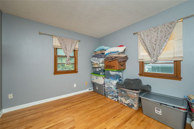 4305 65th Street, Urbandale, IA 50322