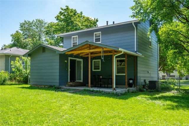 4305 65th Street, Urbandale, IA 50322