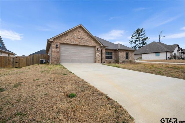 114 Rose Row, Winona, TX 75792