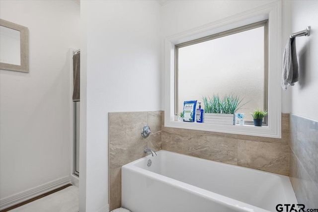 114 Rose Row, Winona, TX 75792