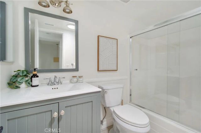19 Seabird Court 13, Newport Beach, CA 92663