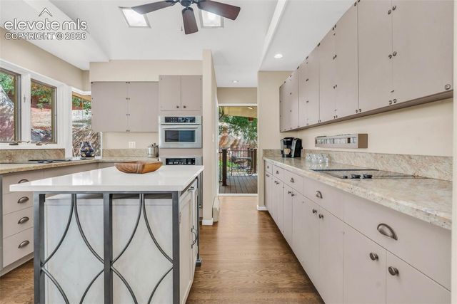 6820 Pike Place, Larkspur, CO 80118