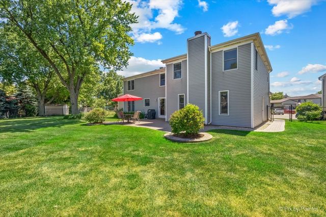 1280 Pembrook Circle, Roselle, IL 60172