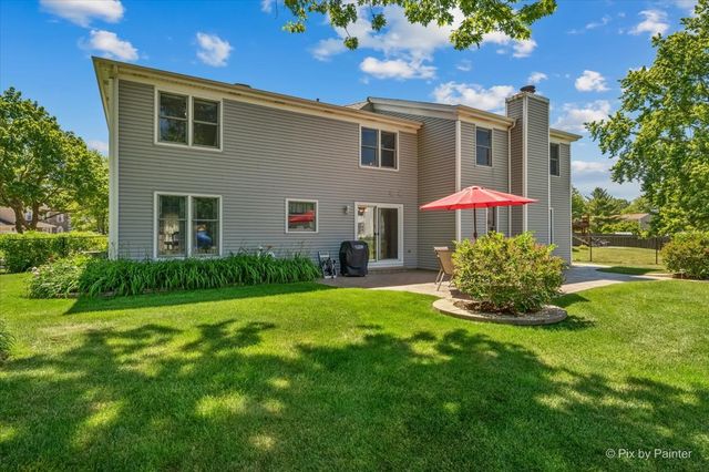 1280 Pembrook Circle, Roselle, IL 60172