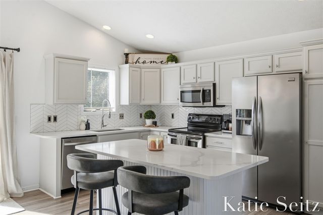 7540 Katie Lane, Hudsonville, MI 49426