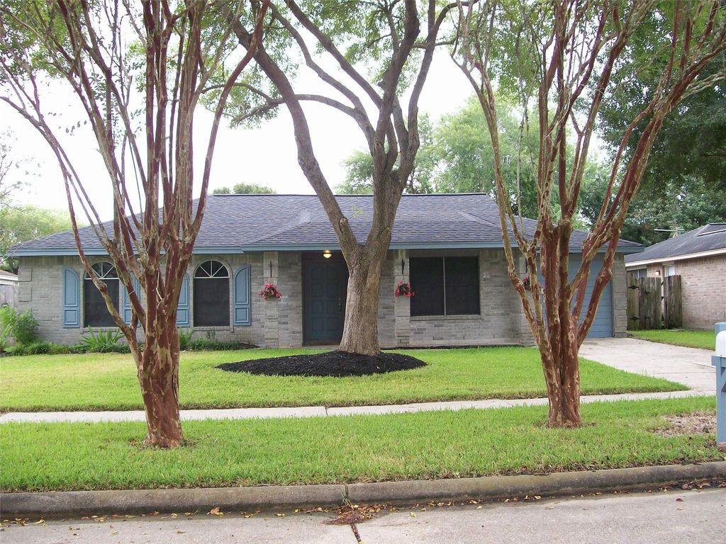 2617 Knoxville Drive, League City, TX 77573