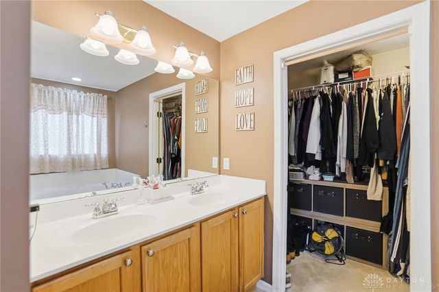 1727 Ashworth Drive, Vandalia, OH 45377