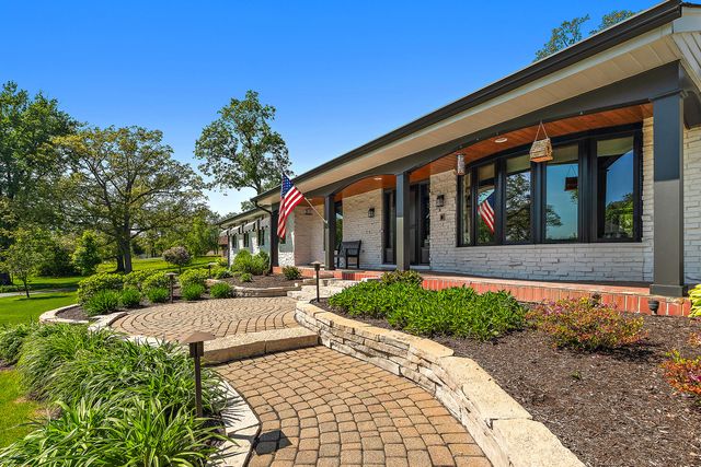 664 Fairway Lane, Frankfort, IL 60423