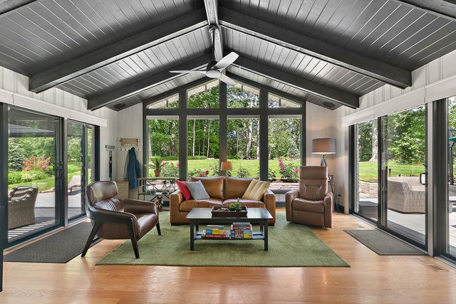 664 Fairway Lane, Frankfort, IL 60423