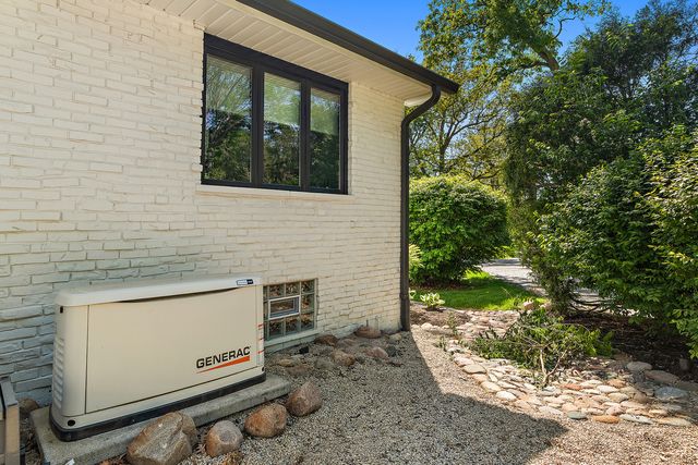 664 Fairway Lane, Frankfort, IL 60423