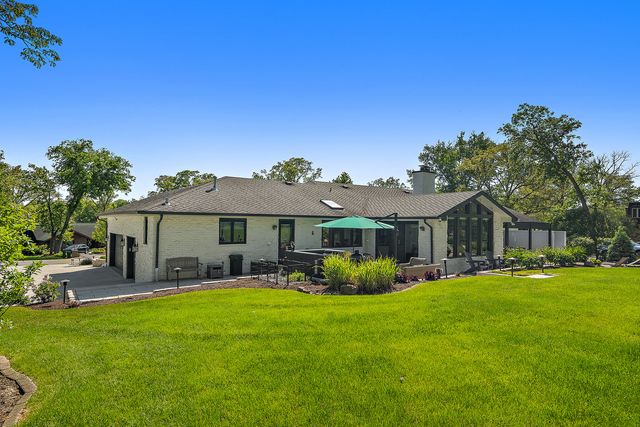 664 Fairway Lane, Frankfort, IL 60423