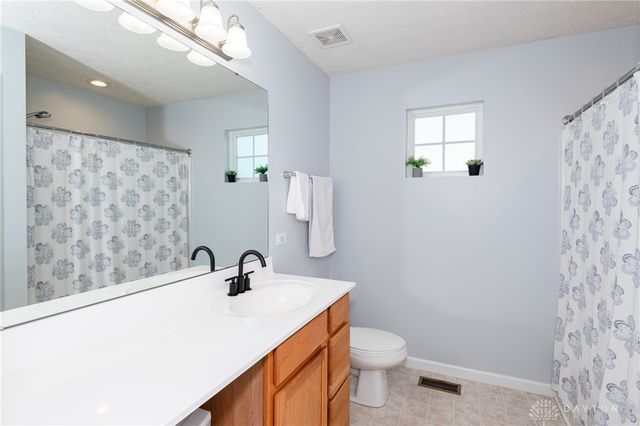 1695 Wimbledon Drive, Fairborn, OH 45324