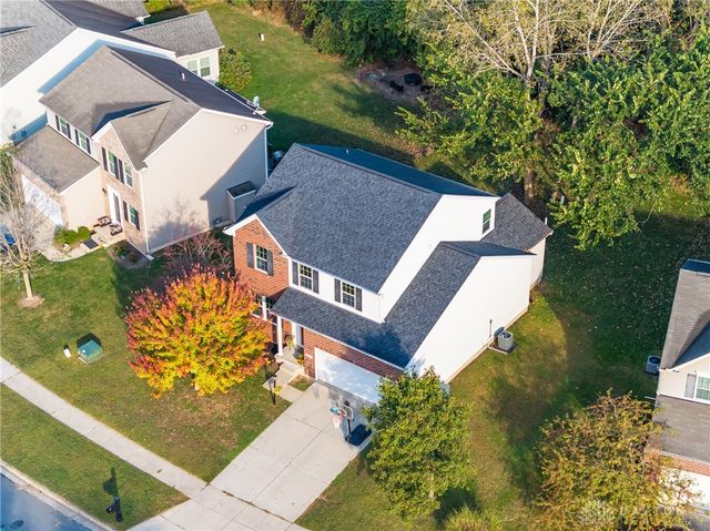 1695 Wimbledon Drive, Fairborn, OH 45324