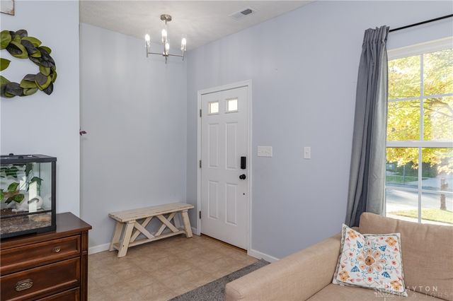 1695 Wimbledon Drive, Fairborn, OH 45324