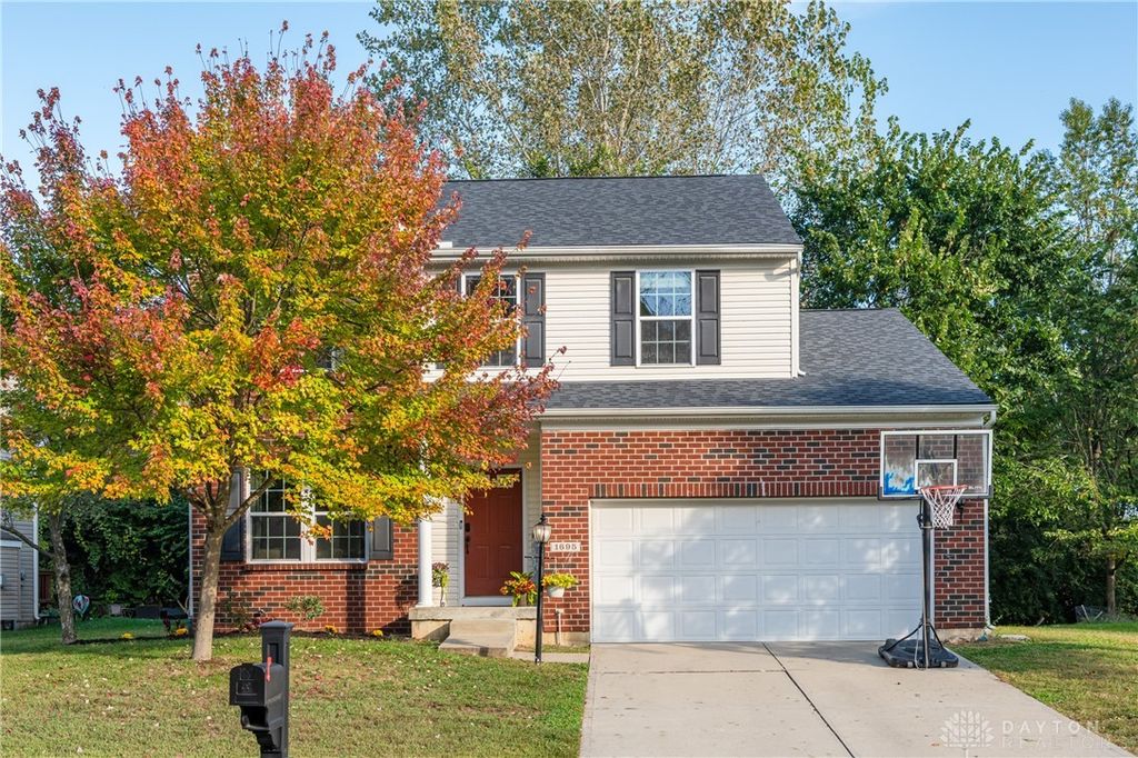 1695 Wimbledon Drive, Fairborn, OH 45324