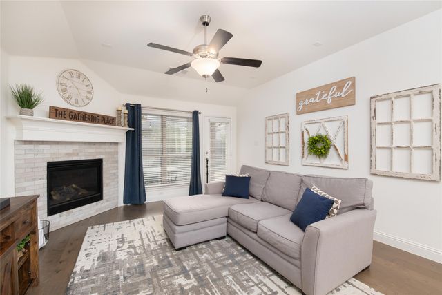 14329 Tupper Trail, Fort Worth, TX 76262