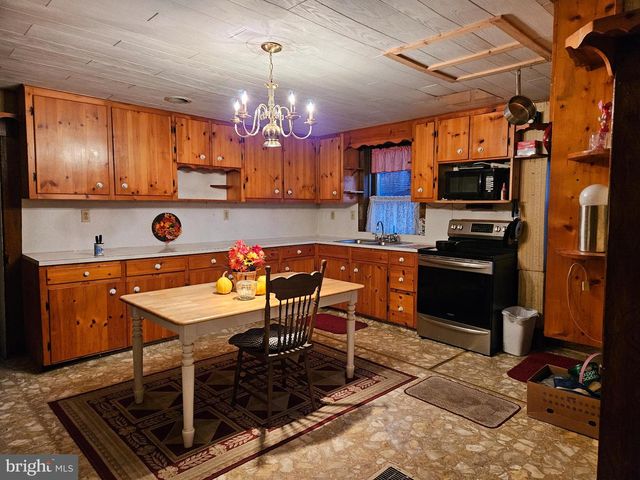 4164 PENNS VALLEY RD, Spring Mills, PA 16875