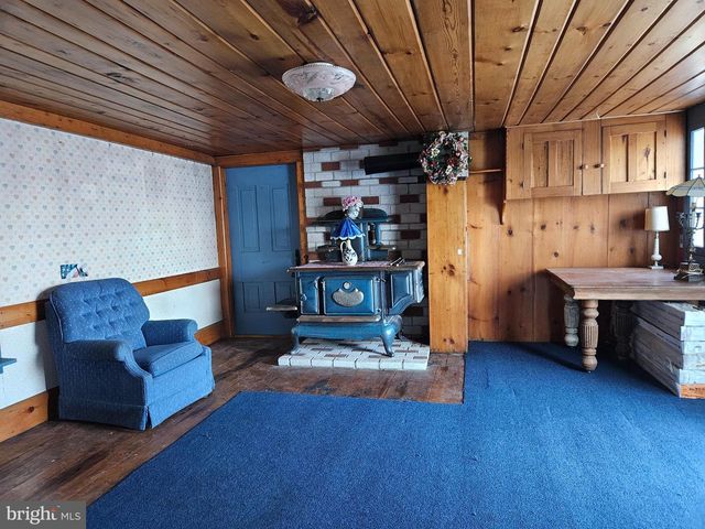 4164 PENNS VALLEY RD, Spring Mills, PA 16875