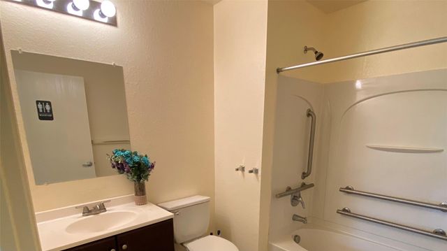 13023 Pleasant Valley Drive, Rosharon, TX 77583