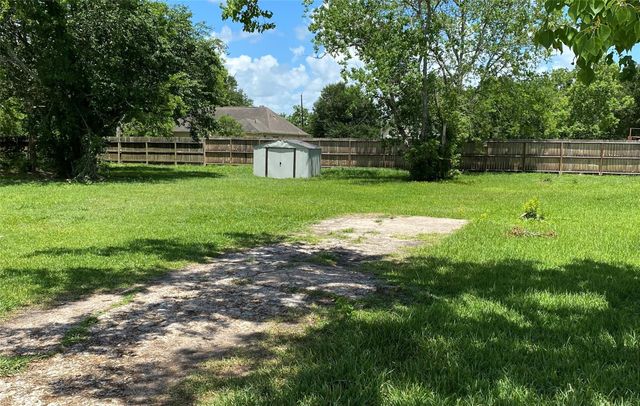 13023 Pleasant Valley Drive, Rosharon, TX 77583