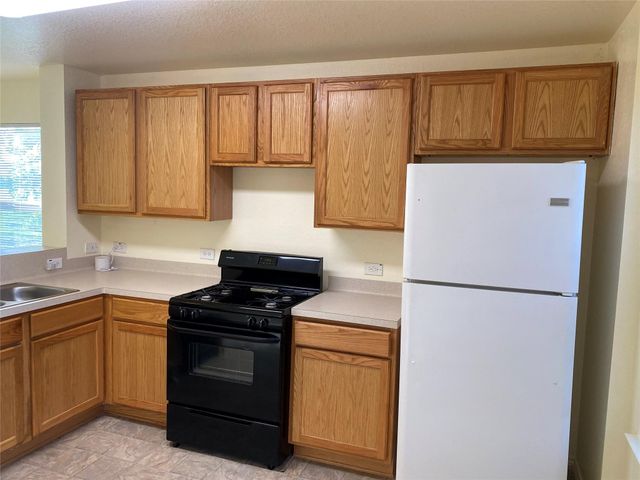 13023 Pleasant Valley Drive, Rosharon, TX 77583