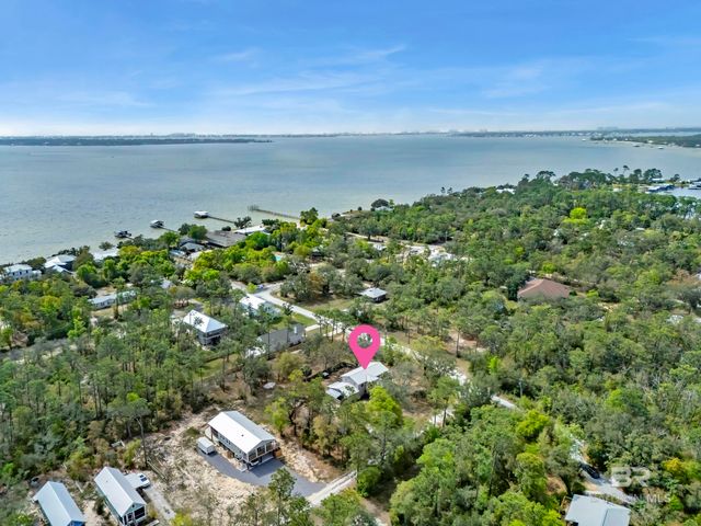 30758 Pine Street, Elberta, AL 36530