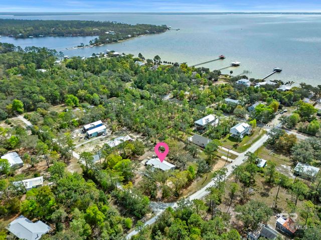 30758 Pine Street, Elberta, AL 36530