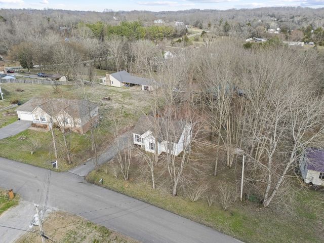2323 Huckaby Rd, S, Columbia, TN 38401