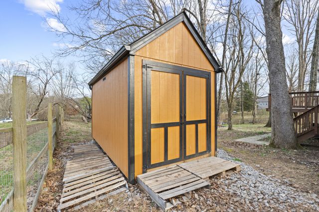 2323 Huckaby Rd, S, Columbia, TN 38401