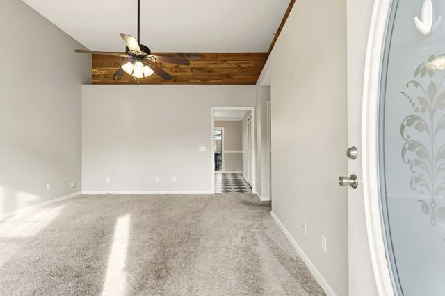 2323 Huckaby Rd, S, Columbia, TN 38401