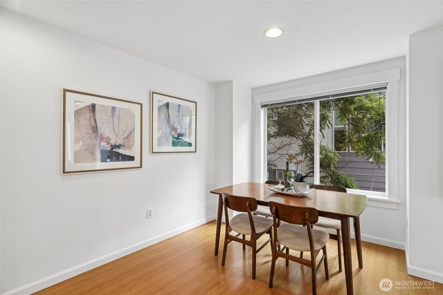 938 NW 51st Street, Seattle, WA 98107