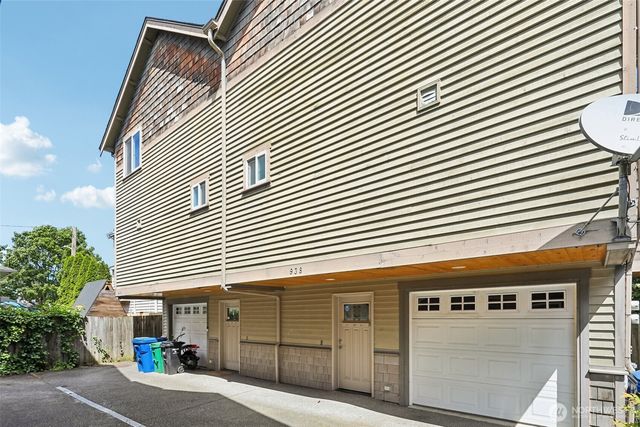 938 NW 51st Street, Seattle, WA 98107