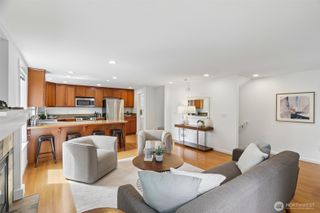 938 NW 51st Street, Seattle, WA 98107