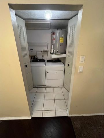 211 CORKWOOD LANE, Oldsmar, FL 34677