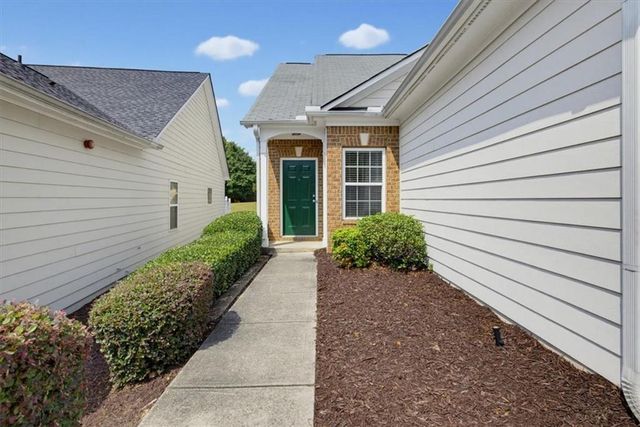 2090 Appaloosa Way, Conyers, GA 30012