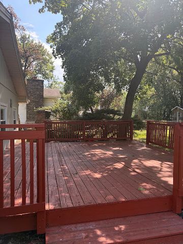 616 Grace Lane, Schaumburg, IL 60193